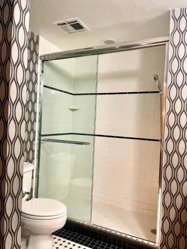Park Manor Hotel Room Type - King Room with Spa Bath