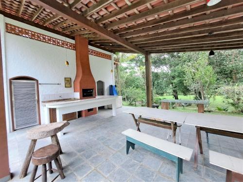 Létesítmények, Paradisíaco, piscina e churrasqueira em Guapimirim (Paradisiaco, piscina e churrasqueira em Guapimirim) in Guapimirim