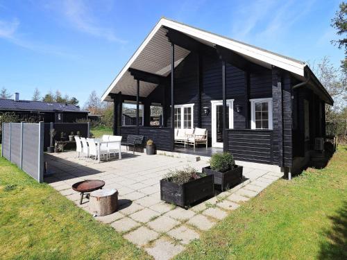  7 person holiday home in Løgstør-By Traum in Løgstør