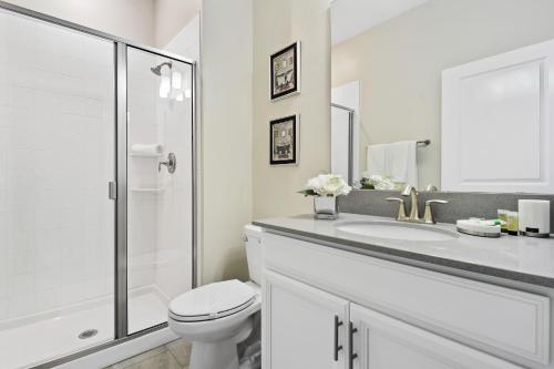 Four Bedroom Family Friendly w/ Screened Pool 4908 - image 6