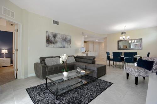 Three Bedrooms Storey Lake Orlando 201 - image 13