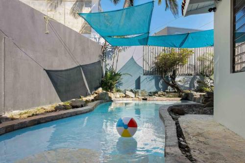 Ocean Park Beach San Juan 6 Bedrooms 3.5 Pool