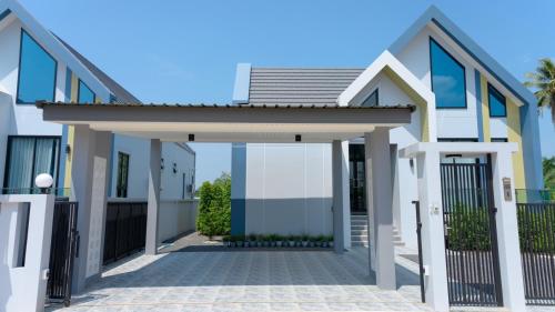 286poolvilla