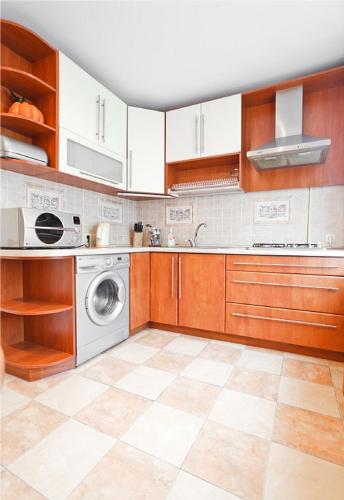 Apartments Nezavisimosti 74