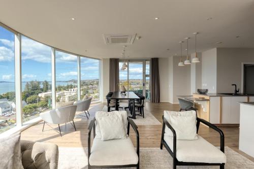 Marsden Suites Nautilus Orewa in أوريوا