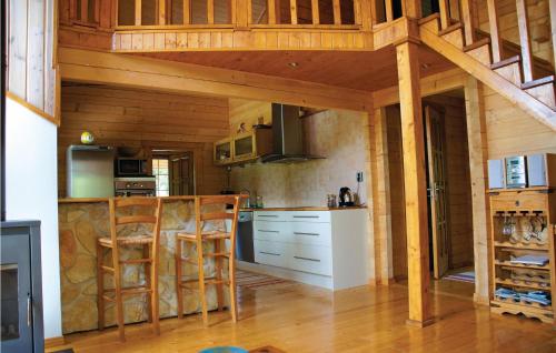 Dapur, 3 Bedroom Stunning Home In Fargelanda in Uddevalla