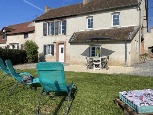 Gîte Louchy-Montfand, 3 pièces, 4 personnes - FR-1-489-444