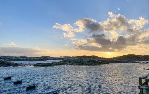 Viesnīcas āriene, Nice Apartment In Offersøy With Sauna in Vestbygd
