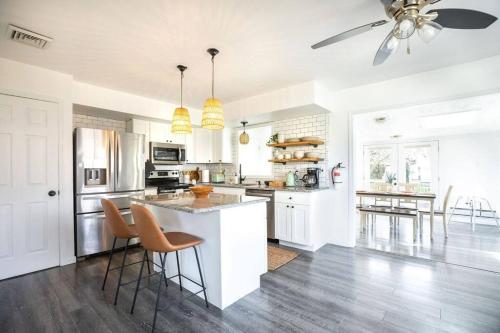 Cozy getaway - 5 min drive to beach in North Cape May (NJ)