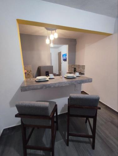 Nuevo y Bonito Estudio Turquesa ideal para parejas cerca de playa la posada