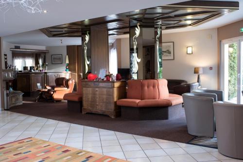 Hotel Restaurant Le Coquelicot - 로비