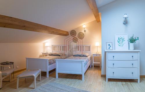 Three-Bedroom Apartment image 6
