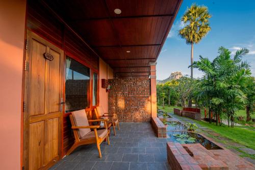 ทัศนียภาพ, โพพา การ์เดน รีสอร์ต (Popa Garden Resort) in เมาท์ โปปา