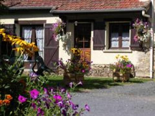 Gîte Saint-Médard-en-Forez, 3 pièces, 4 personnes - FR-1-496-283