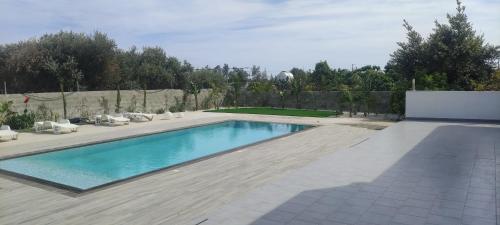 Kiti Village Villa Larnaca, salt-water pool, 5 bedrooms