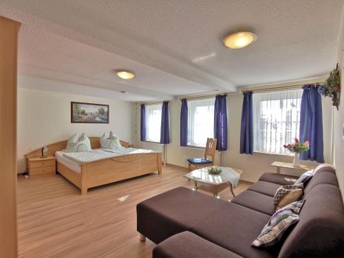 Ferienwohnung Clausen - image 3