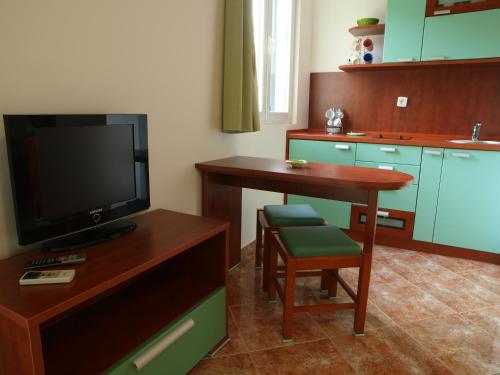 Apartments Laništa Dragović - image 9