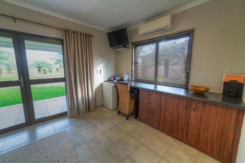 Kilátás, Khoi-Khoi Guesthouse in Otavi