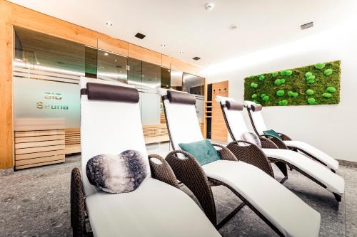 Haus St Anton - SKI IN SKI OUT - Apartment - St. Anton am Arlberg