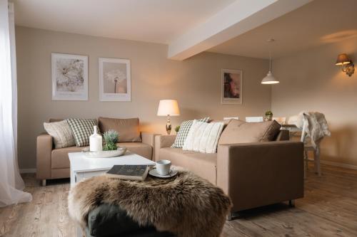 3 bedrooms, 4 beds