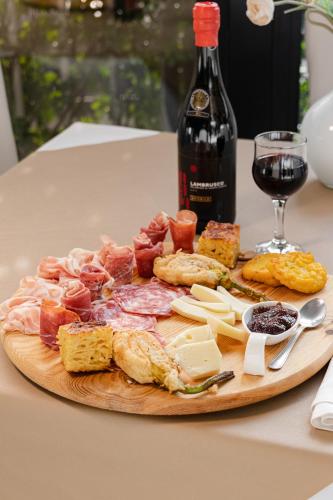 Meeting Hotel – Casoria, CO