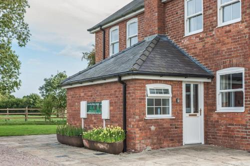 Bainvalley Cottages - Group Accommodation in Hemingby