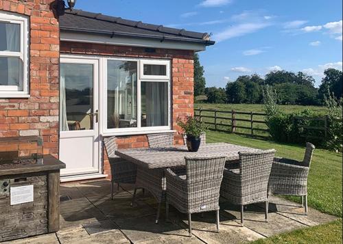 Bainvalley Cottages - Group Accommodation in Hemingby