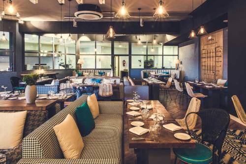 Restaurant, Paradis Plage - Surf, Yoga & Spa Resort in Taghazout