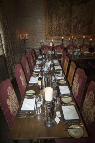 Old Downton Lodge - main image