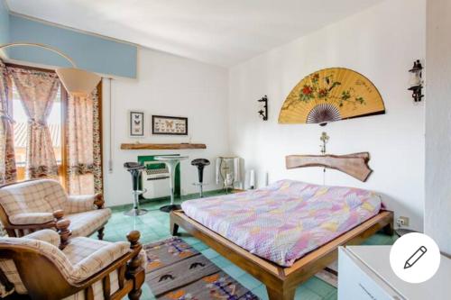 Il semaforo Una o due camere matrimoniali con bagno a pochi passi dal centro Pietrasanta, con Wi-Fi chambre d'hôte Querceta