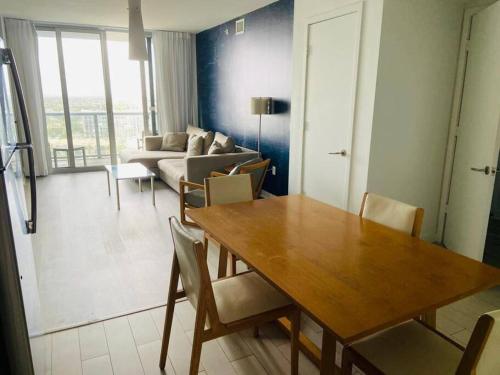 Apartamento 1B 1B en Miami Beach 2804A in Hallandale Beach, USA