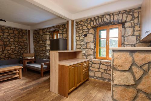 Villa Lazini Dvori in Staševica