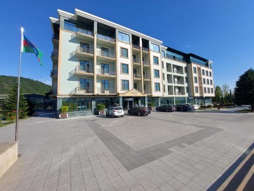 . Qubek Hotel