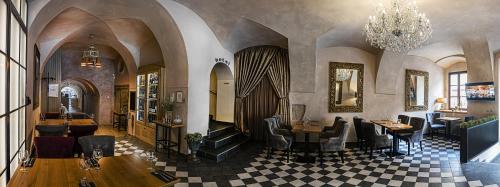 餐廳, 蘭戈酒店 (Hotel Rango) in 皮爾森