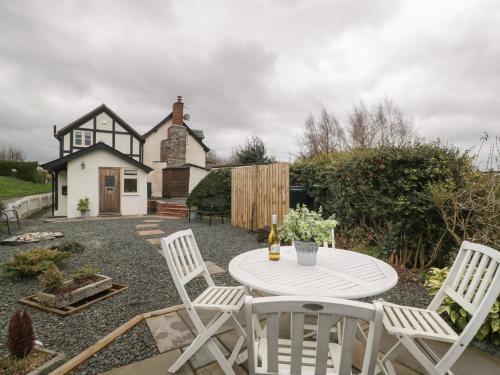 Udvendig, Pool Cottage in Staunton