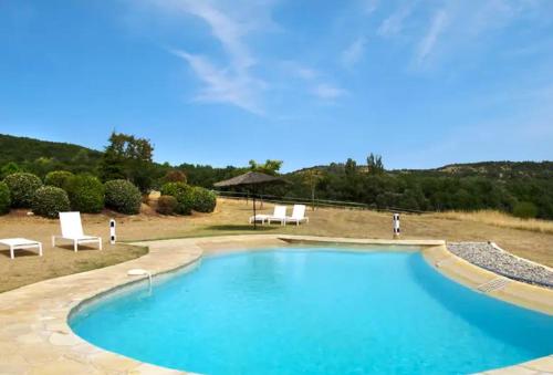 Villa de 5 chambres avec piscine privee jardin amenage et wifi a Saint Maime