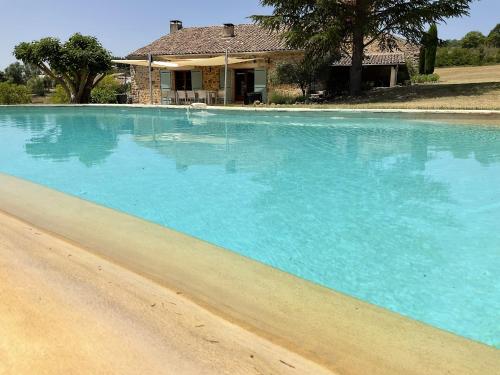 Villa de 5 chambres avec piscine privee jardin amenage et wifi a Saint Maime