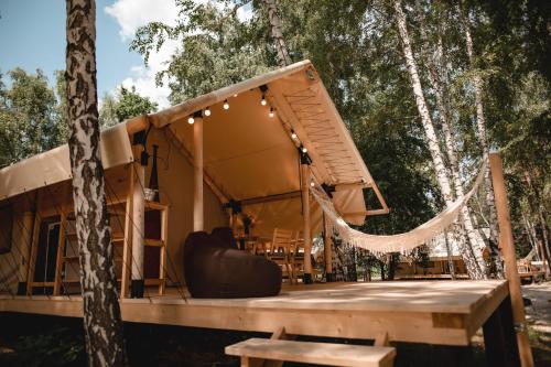 . Glamping Mandra Kanev