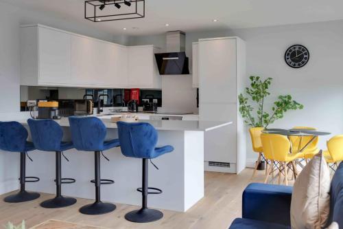 New London Life Executive Apartments 3