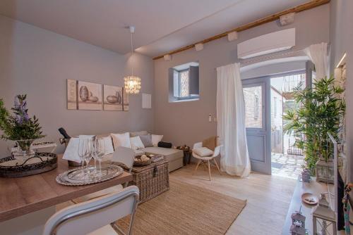 Heraclea Residential Apartments – Hvar (city), MD