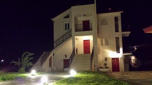  Eva Apartments, Pension in Svoronata