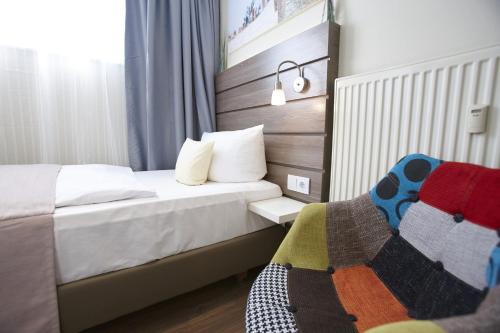 Hotel Kiel by Golden Tulip - image 5