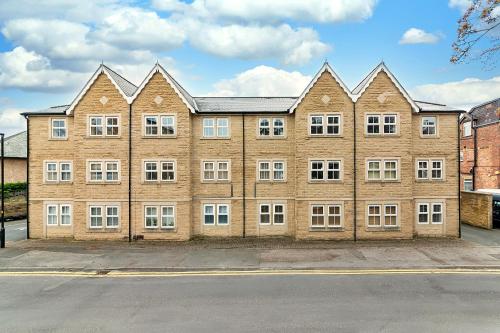 Two-Bedroom Apartment image 8