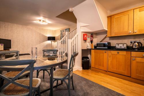 Swan Mews 4