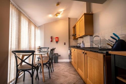 Swan Mews 3