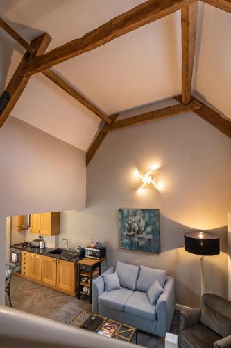 Swan Mews 4