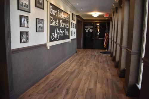 East Norwich Inn - image 2
