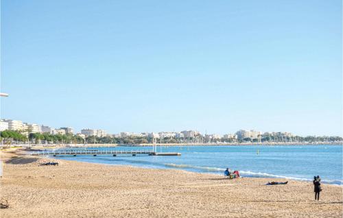 設施, Nice Apartment In Le Cannet With Wifi in 勒卡內