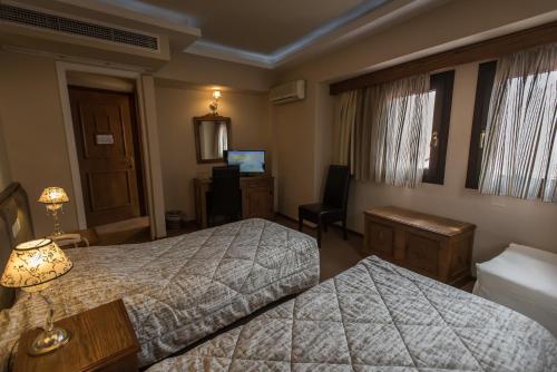 Anesis Hotel – Karpenisi, AL