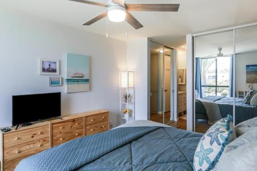B210 - Coastal Cove in Oceanside, USA